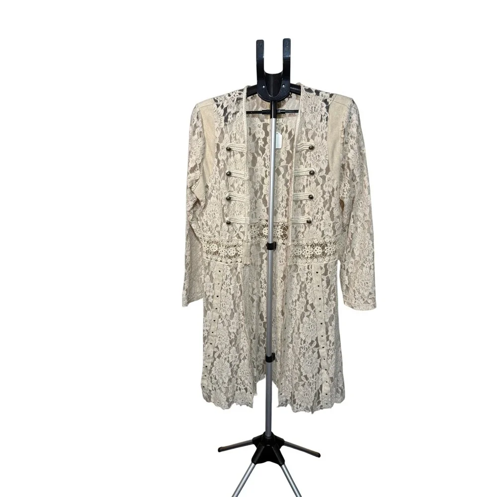 Vocal lace duster